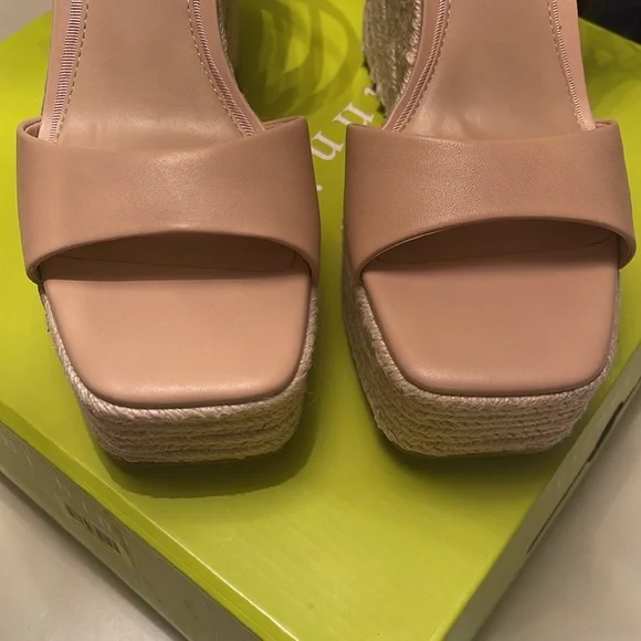 NIB!!! Gianni Bini Cafe Cream Wedges Size 8 - Picture 6 of 8